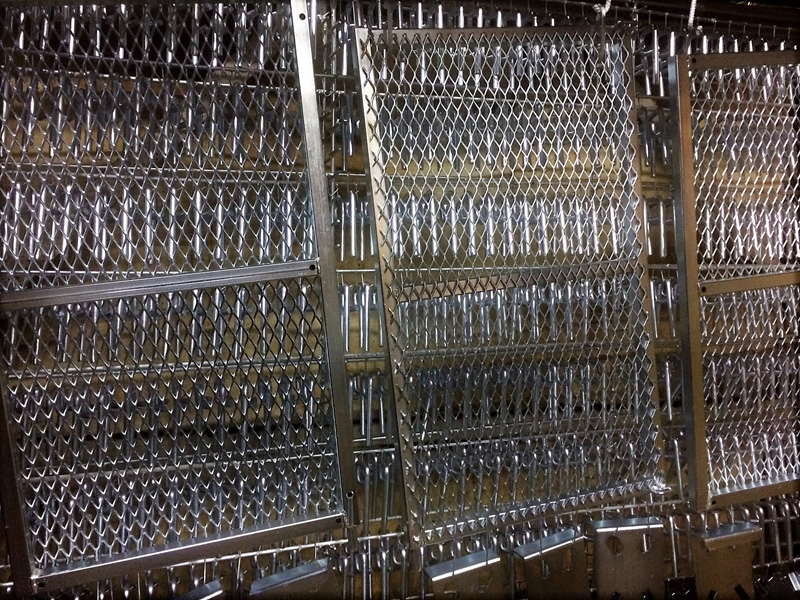 Placage de portes d'acier 